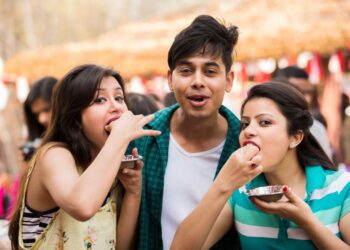 The Top 10 Pani Puri Walas in Gurgaon and How to Find Them